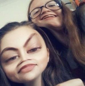 Meet your Posher, Mia walker